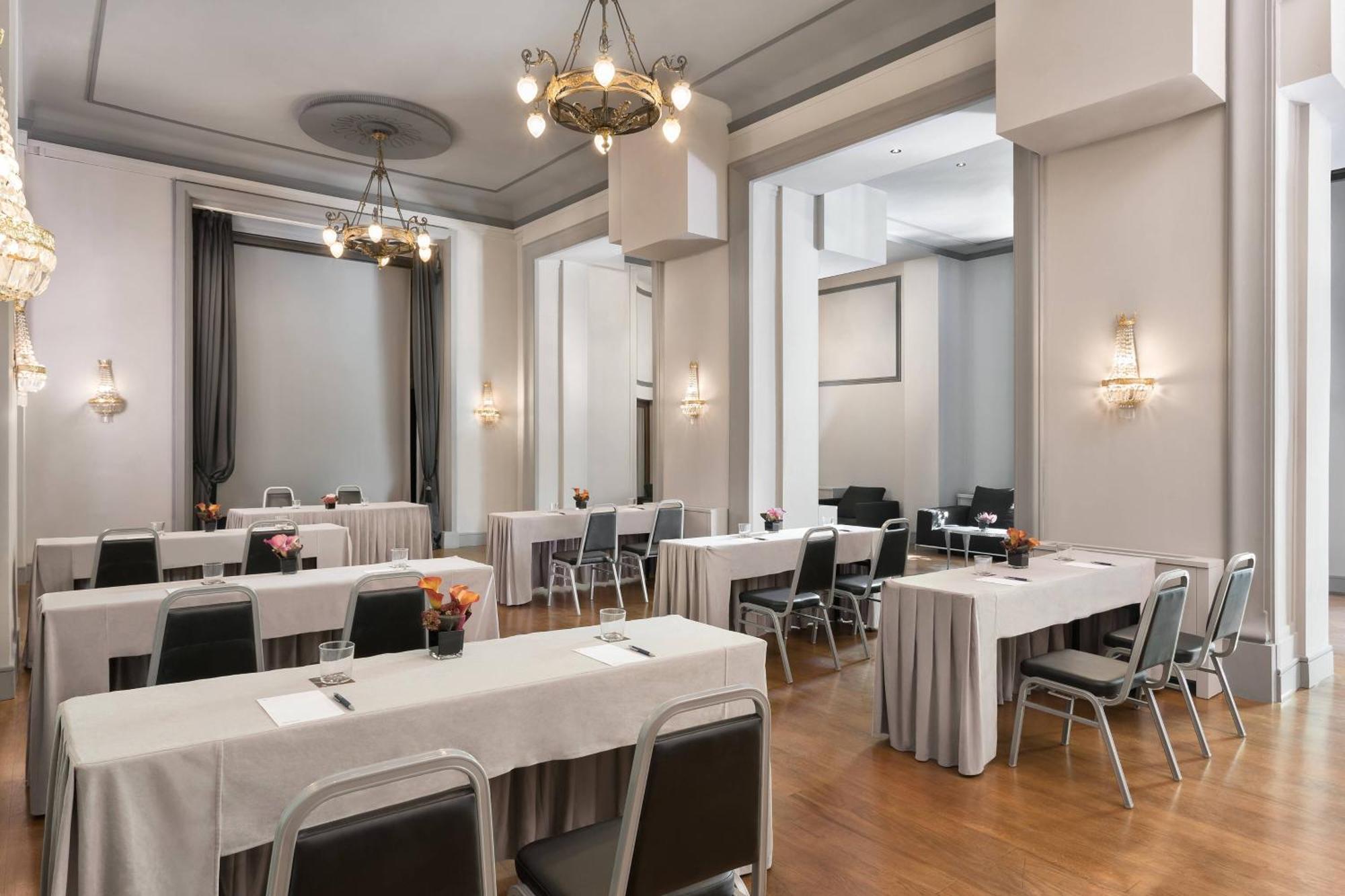Sheraton Diana Majestic Милано Екстериор снимка