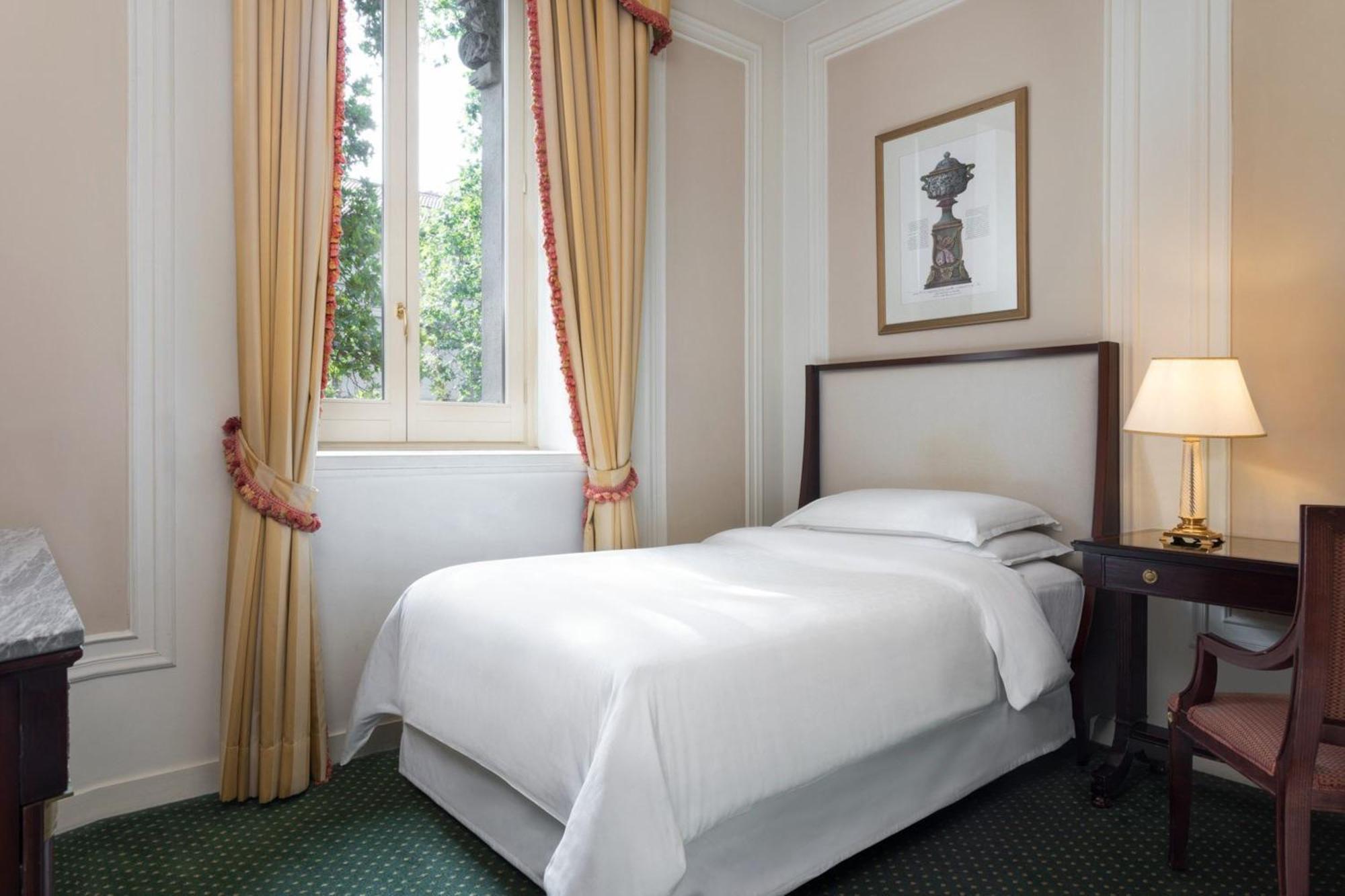 Sheraton Diana Majestic Милано Екстериор снимка